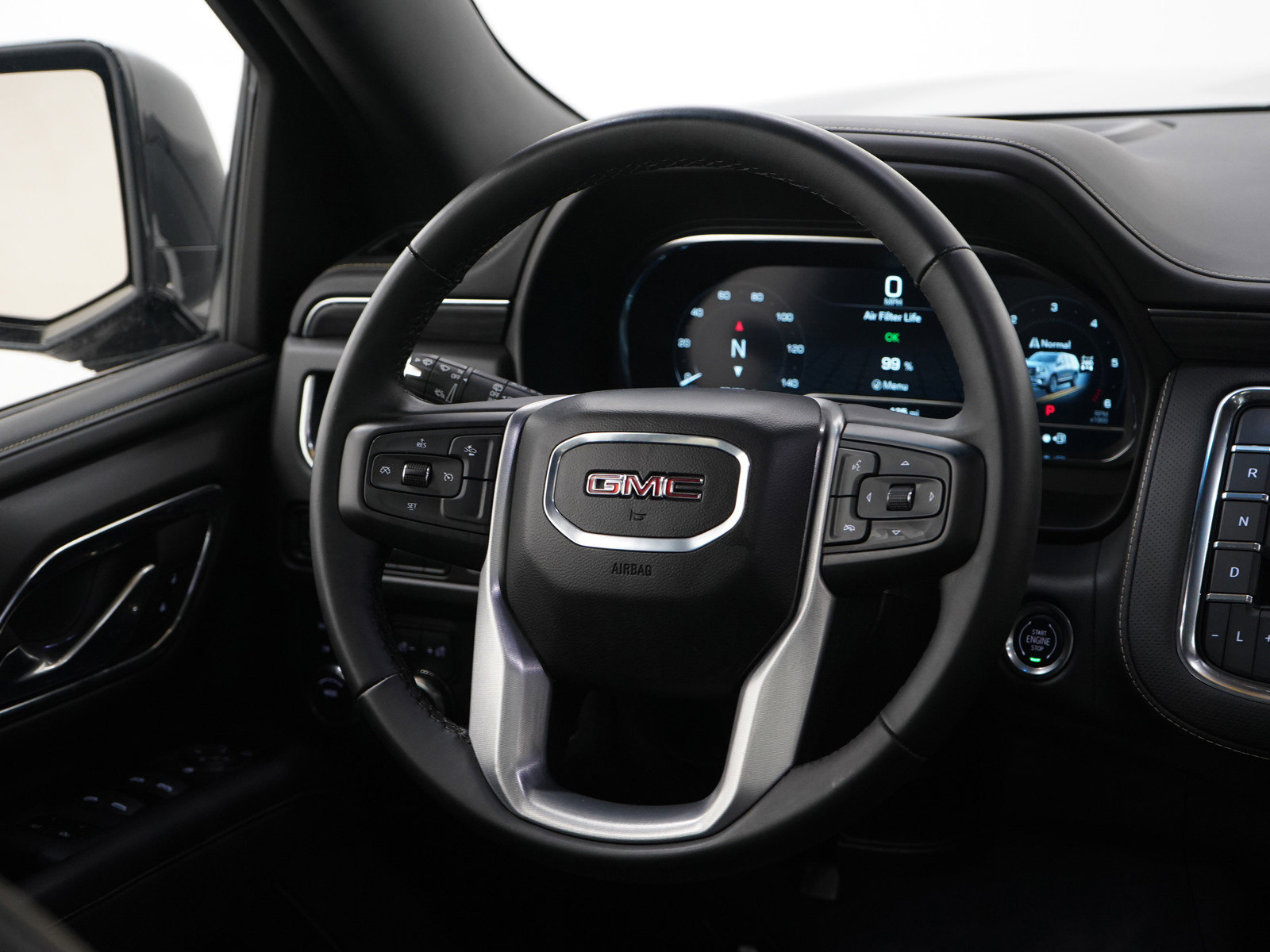 Used 2024 GMC Yukon SLT image 15