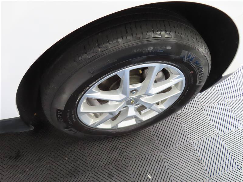Used 2024 Chevrolet Equinox LT FWD image 9