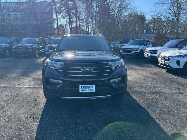 Used 2023 Ford Explorer XLT w/ Equipment Group 202A image 8