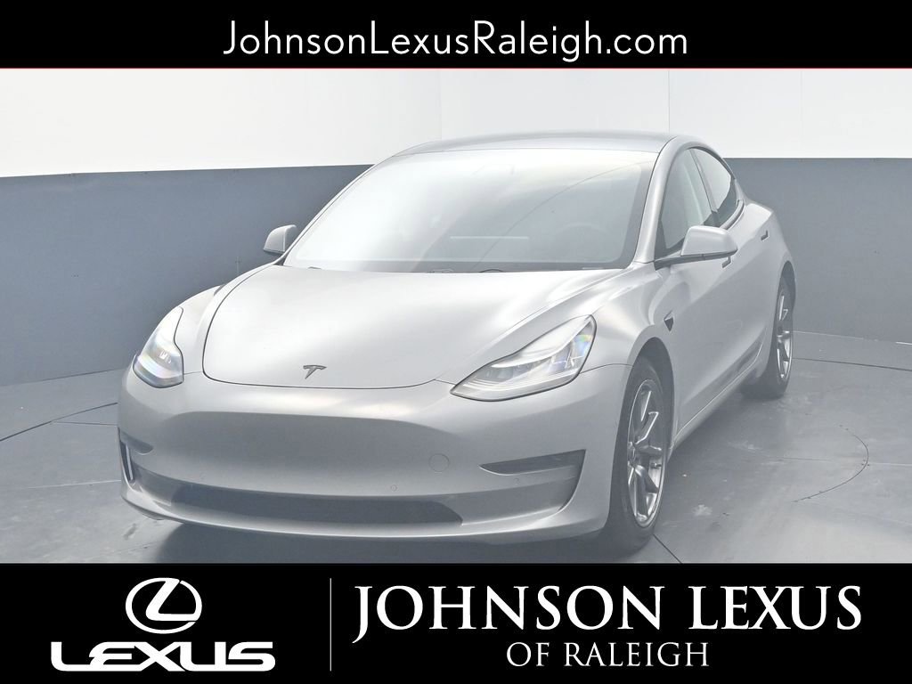 Used 2020 Tesla Model 3 Standard Range Plus image 5