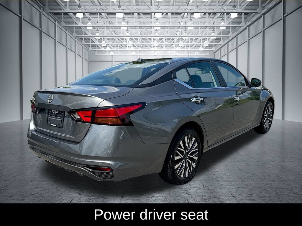 Certified 2025 Nissan Altima 2.5 SV FWD image 7