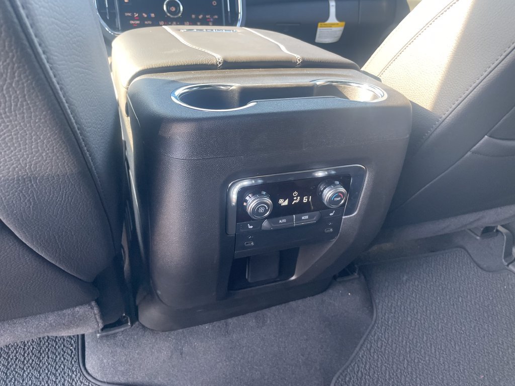 New 2026 GMC Yukon XL Denali w/ Sun & Power Step Package AWD/4WD image 25