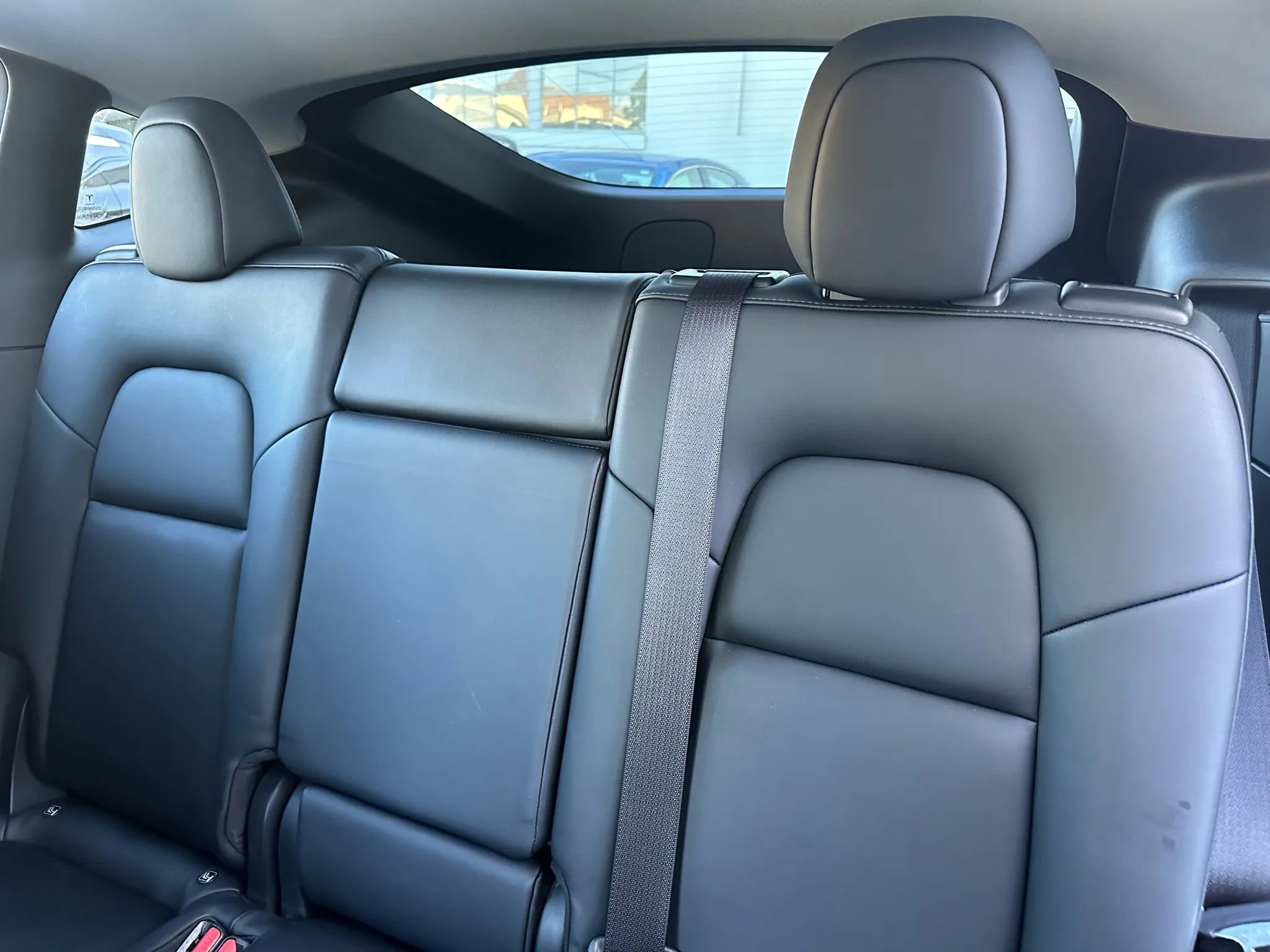 Used 2021 Tesla Model Y Long Range image 13