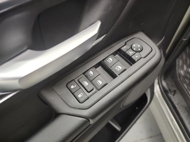 New 2026 RAM 1500 4x4 Crew Cab image 16