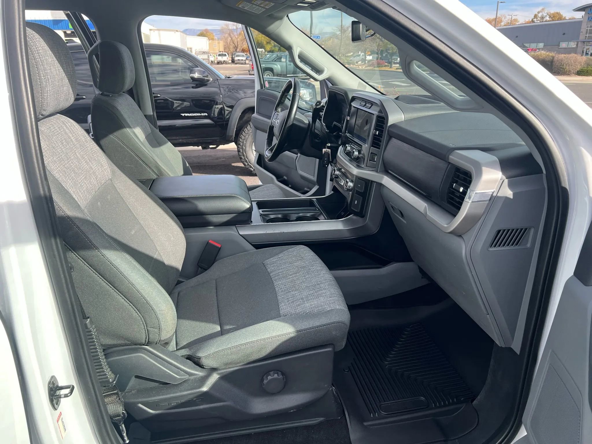 Used 2022 Ford F150 XLT w/ Equipment Group 301A Mid image 28