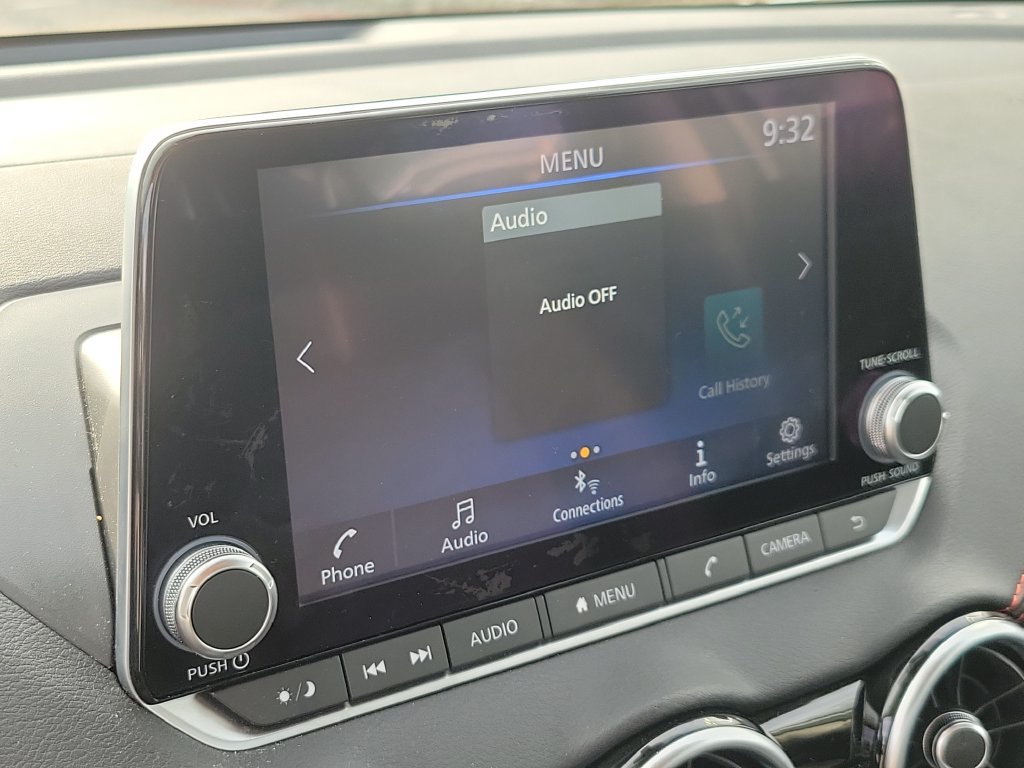 Certified 2025 Nissan Sentra SR FWD image 25