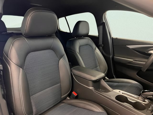 Certified 2025 Buick Envista Preferred FWD image 15