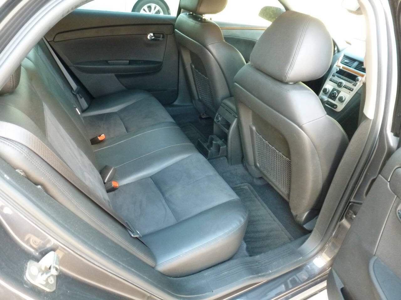 Used 2011 Chevrolet Malibu LT w/ HFV6 Engine Package FWD image 12