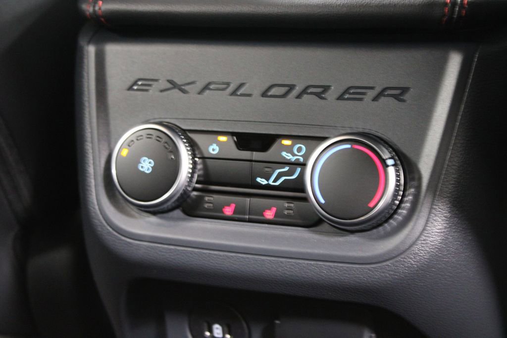 New 2026 Ford Explorer ST-Line image 35