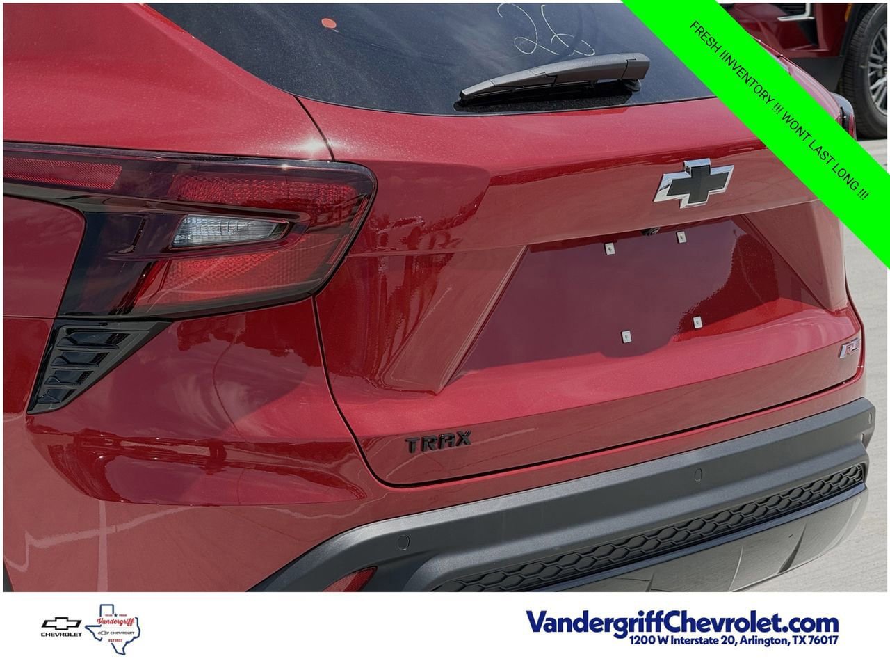 New 2026 Chevrolet Trax RS w/ Sunroof Package FWD image 6