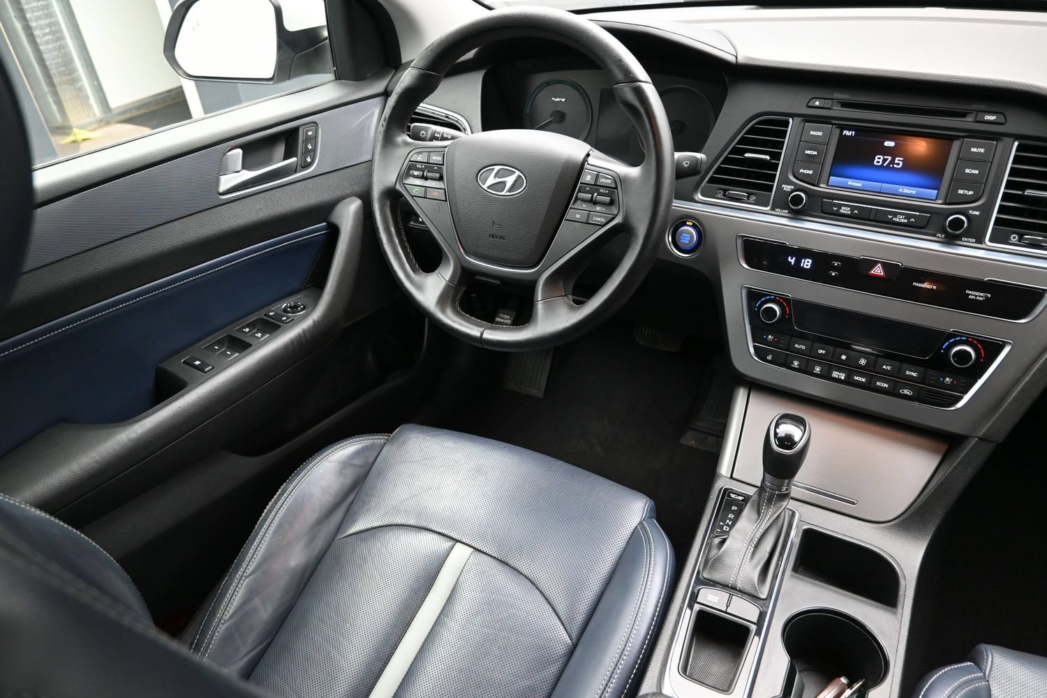 Used 2016 Hyundai Sonata Limited FWD image 28