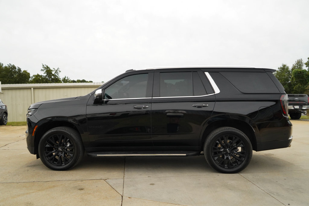 Used 2025 Chevrolet Tahoe Premier AWD/4WD image 25