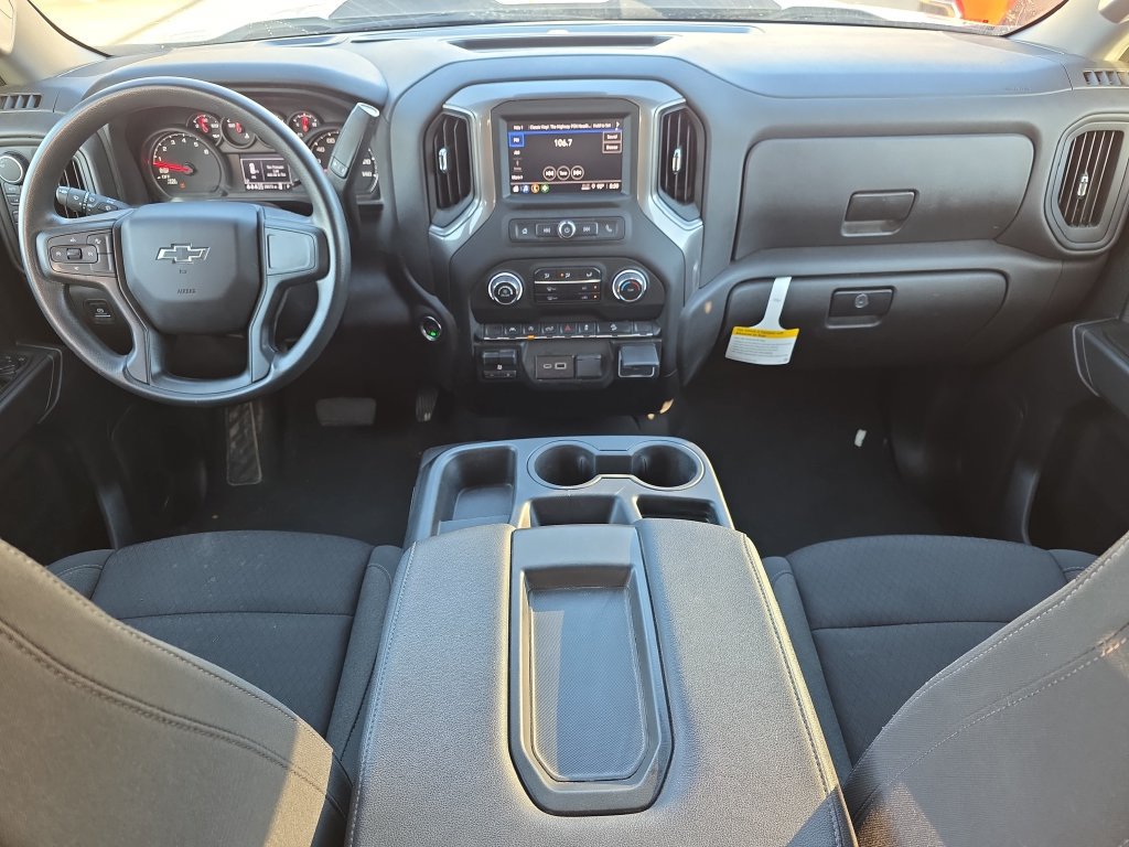 Used 2025 Chevrolet Silverado 1500 Custom Trail Boss AWD/4WD image 16