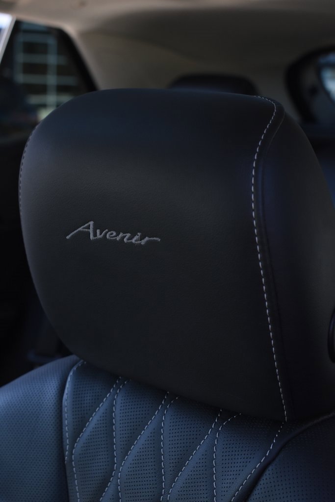 Used 2023 Buick Envision Avenir image 23