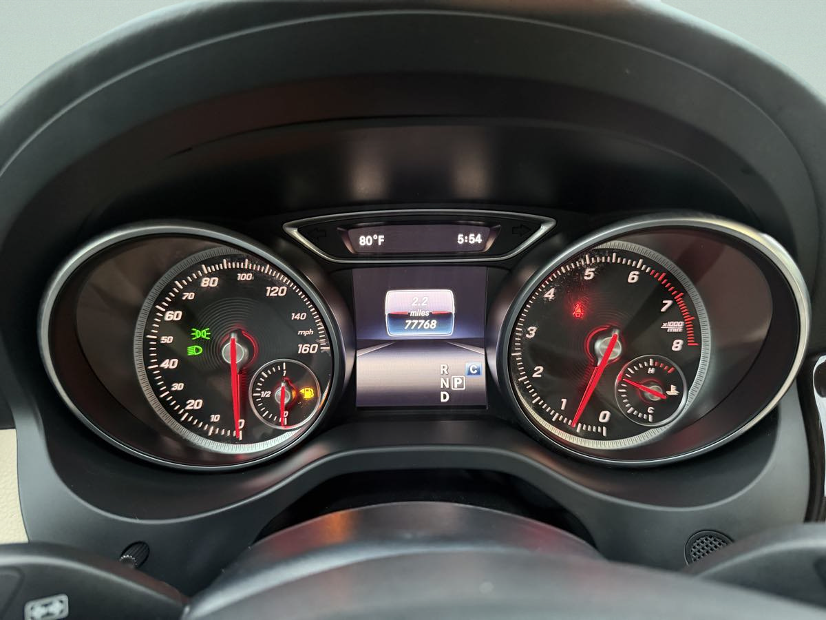 Used 2018 Mercedes-Benz CLA 250 4MATIC image 17