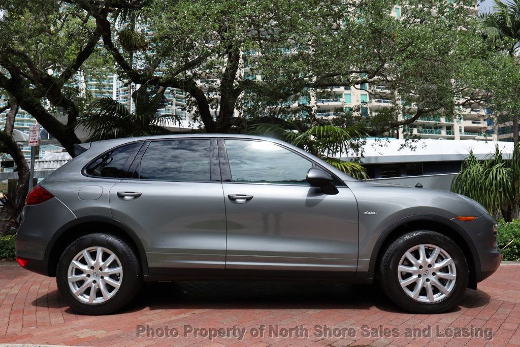 Used 2014 Porsche Cayenne Diesel AWD/4WD image 23
