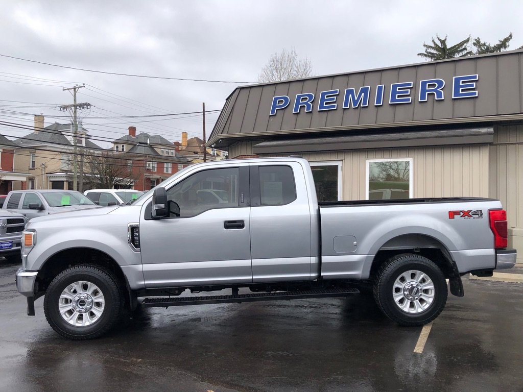 Used 2022 Ford F250 XLT w/ XLT Value Package image 2