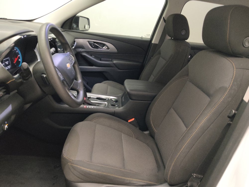 Used 2019 Chevrolet Traverse LS FWD image 17