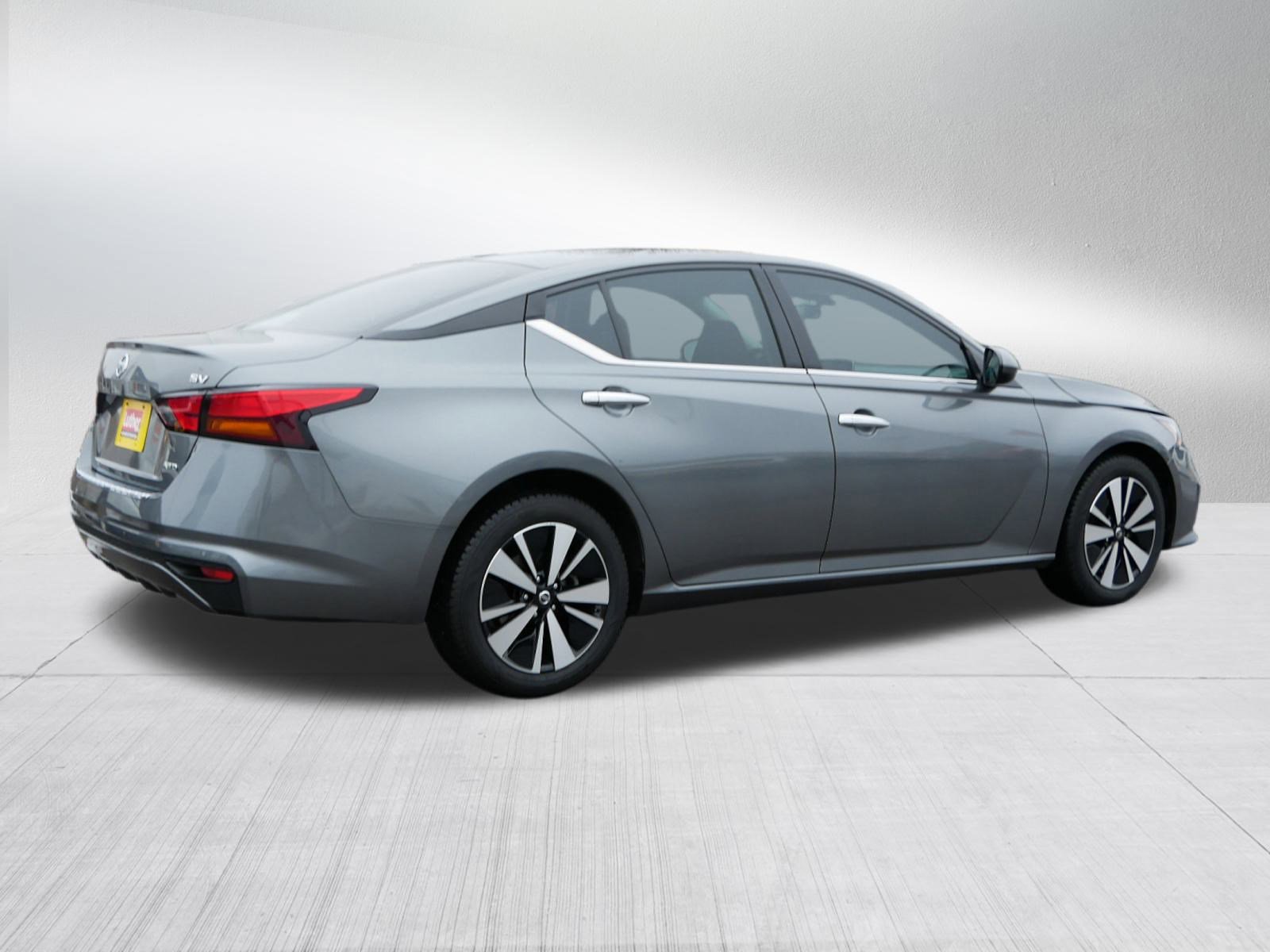 Used 2022 Nissan Altima 2.5 SV image 3