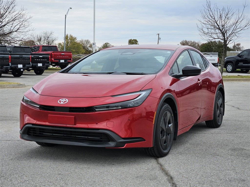 New 2026 Toyota Prius LE image 2