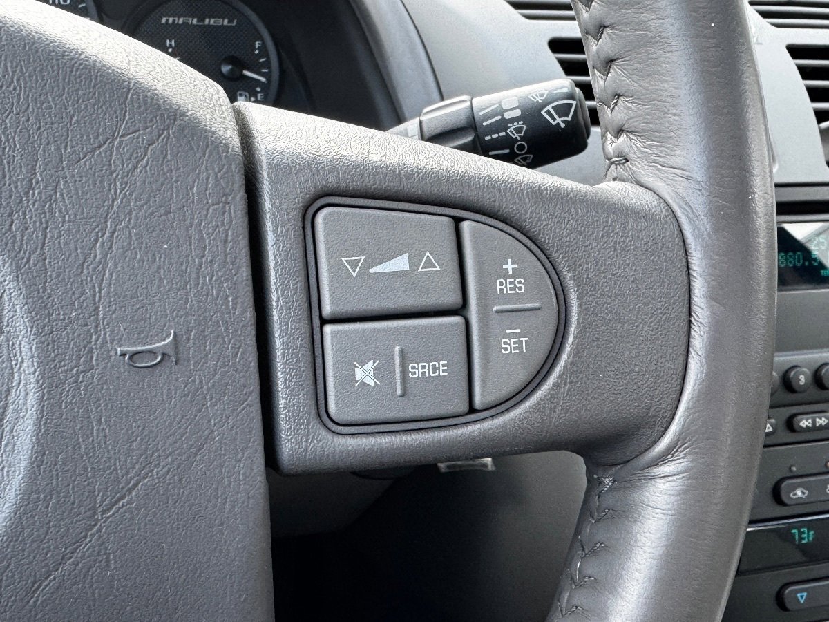 Used 2005 Chevrolet Malibu LT w/ Preferred Equipment Group image 23