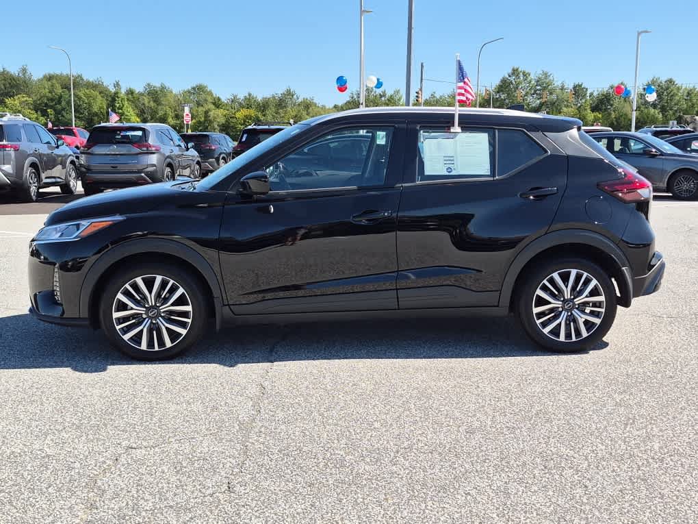 Used 2023 Nissan Kicks SV w/ Interior Electronics Package FWD image 5