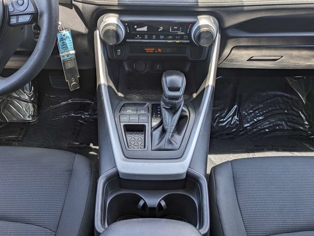 Used 2021 Toyota RAV4 LE w/ Carpet Mat Package (TMS) FWD image 20