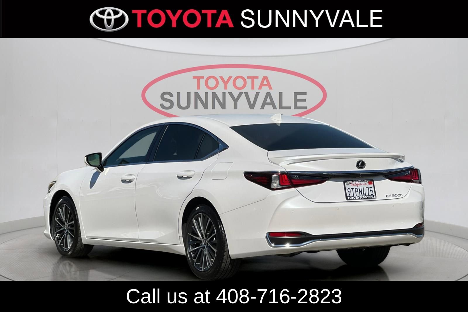 Used 2025 Lexus ES 300h w/ Premium Package image 7