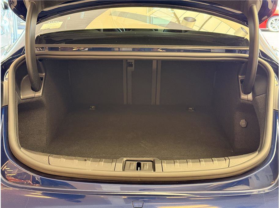 Used 2022 Porsche Taycan image 19