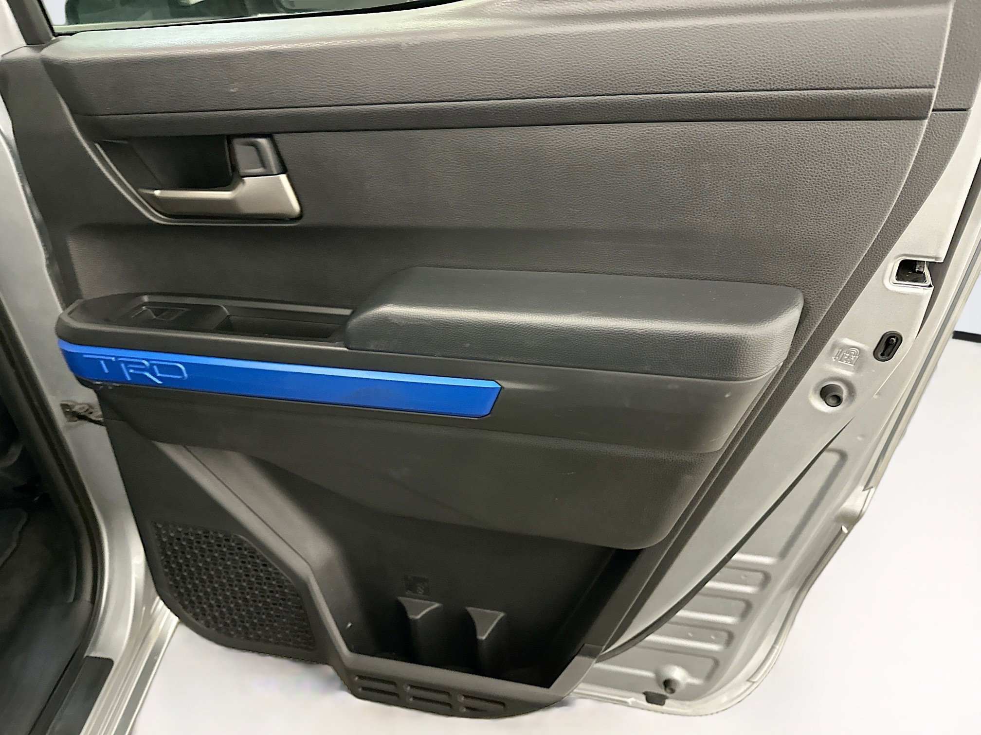 Used 2025 Toyota Tacoma TRD Off-Road image 31