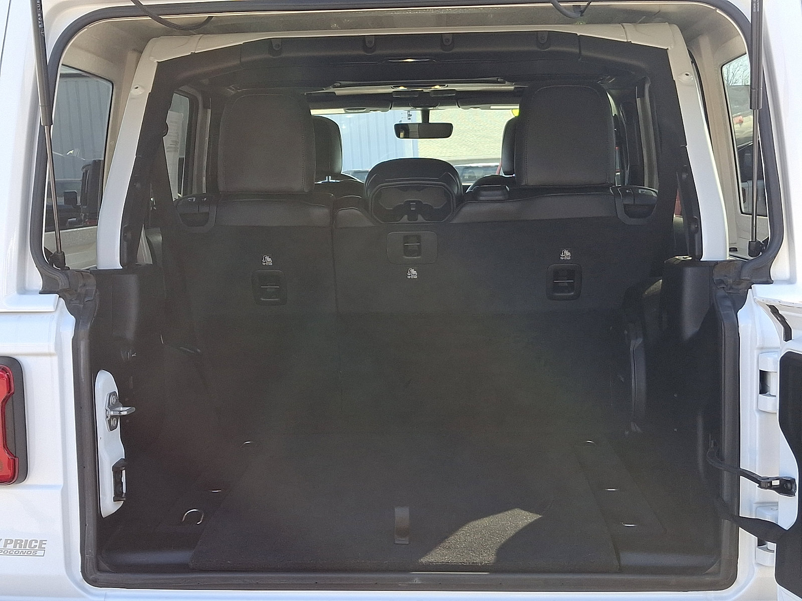 Used 2020 Jeep Wrangler Unlimited Rubicon image 30