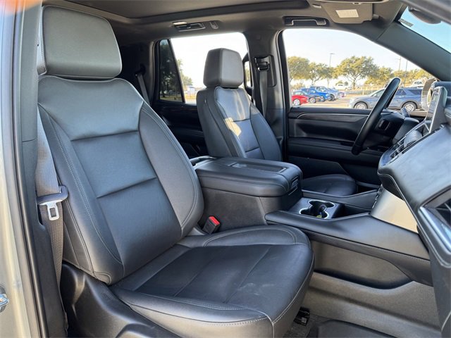Used 2023 Chevrolet Tahoe Z71 w/ Luxury Package image 32