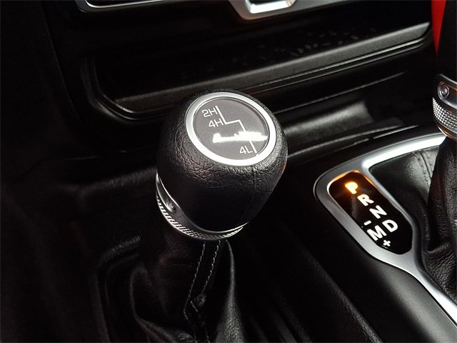 Used 2025 Jeep Wrangler Sahara image 23