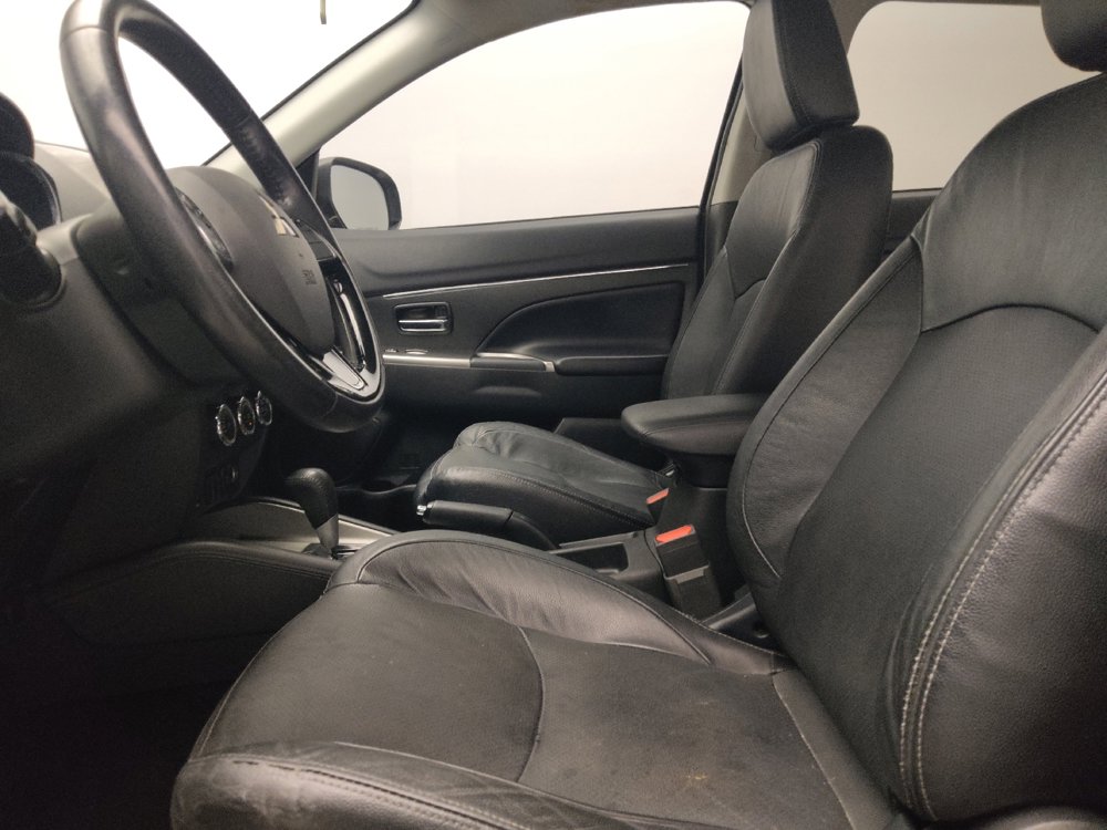 Used 2018 Mitsubishi Outlander Sport SEL FWD image 17