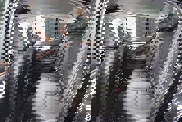 Used 2016 INFINITI Q50 Premium w/ Driver Assistance Package image 22