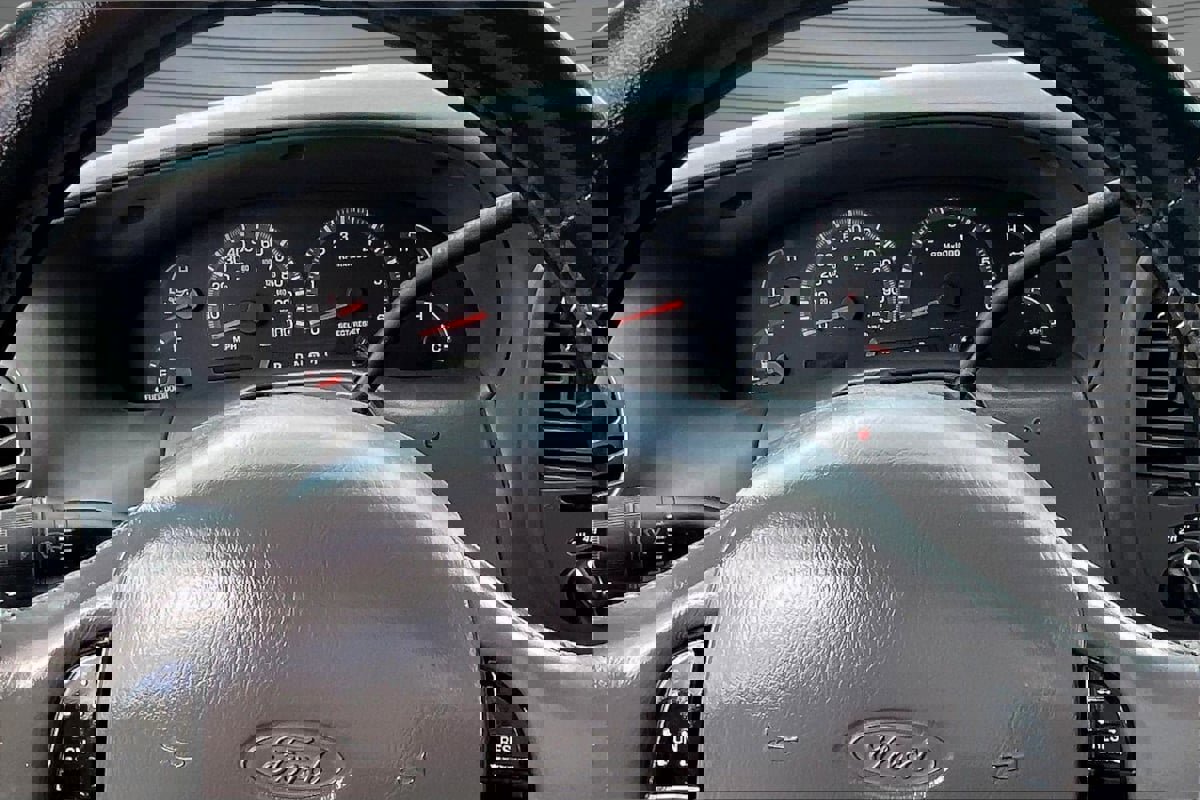 Used 2001 Ford F150 XL image 9