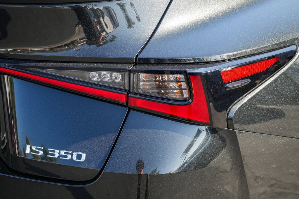 Used 2025 Lexus IS 350 F Sport RWD image 7