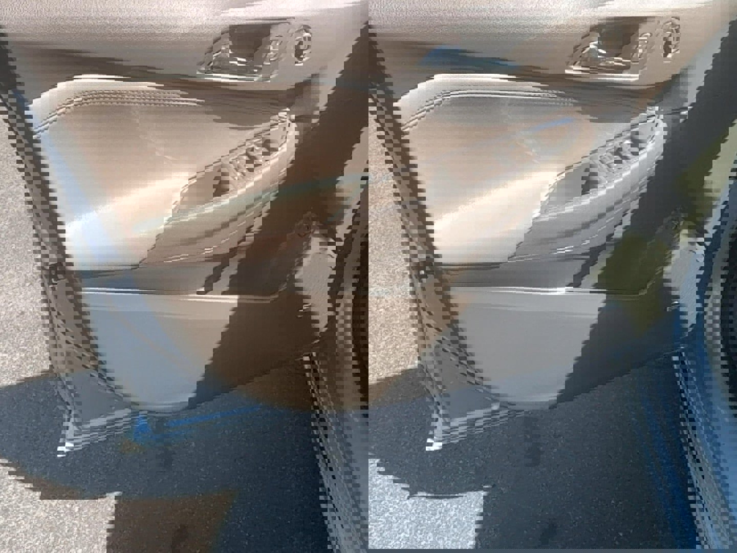 Used 2017 Chevrolet Cruze Premier FWD image 15