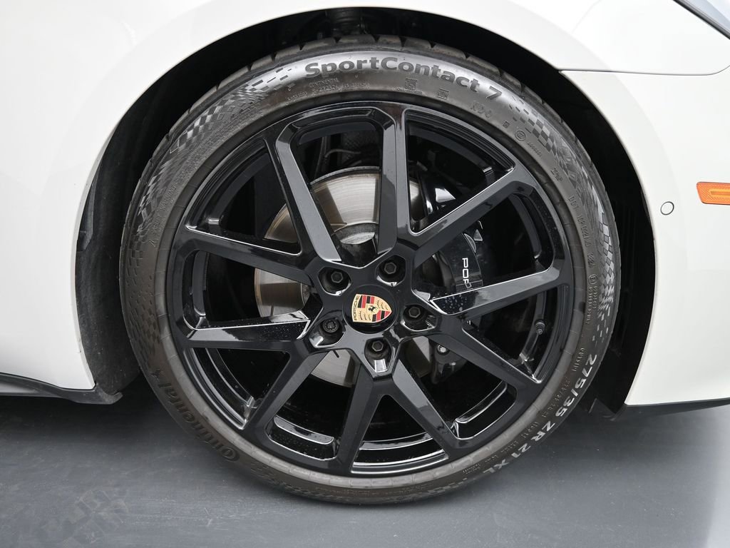 Certified 2025 Porsche Panamera image 31