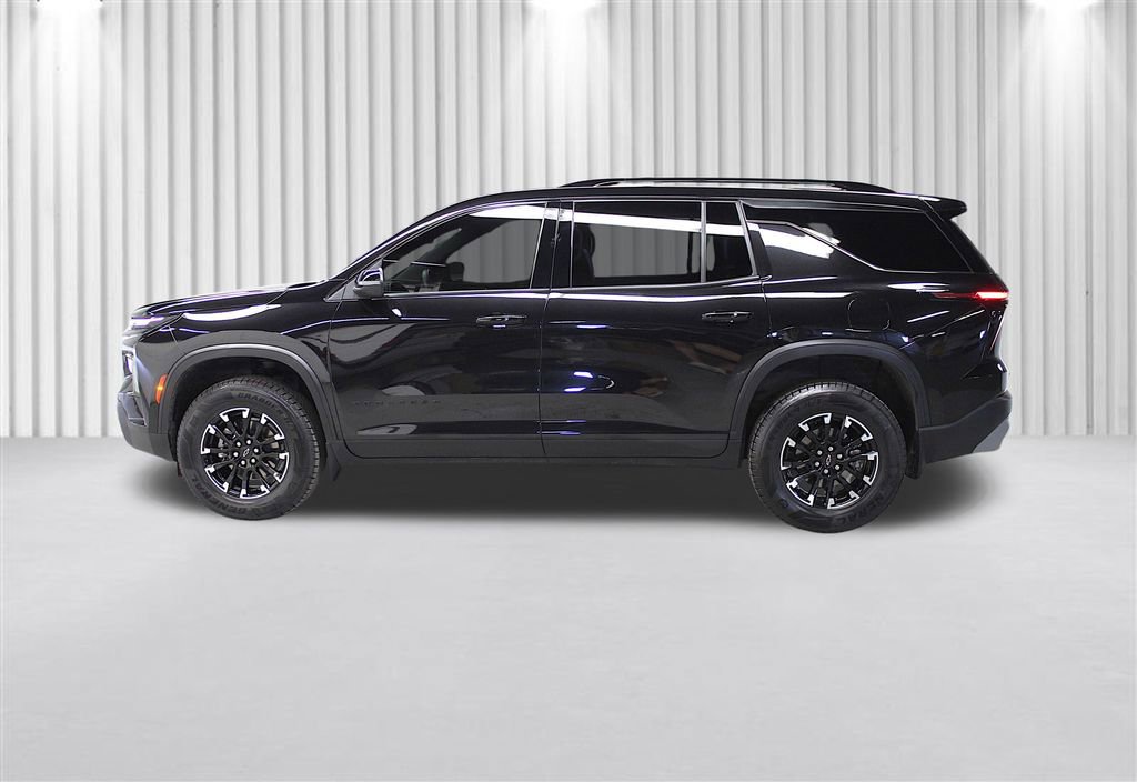 Used 2025 Chevrolet Traverse Z71 w/ LPO, Floor Liner Package AWD/4WD image 7