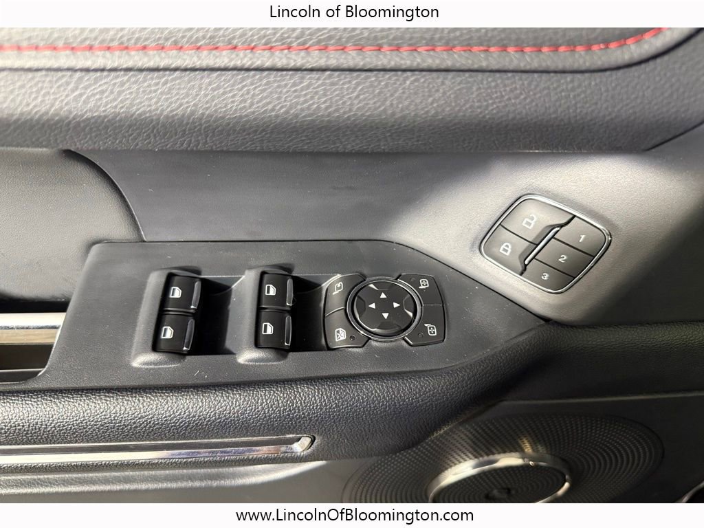 Used 2022 Ford Expedition Max Limited image 21