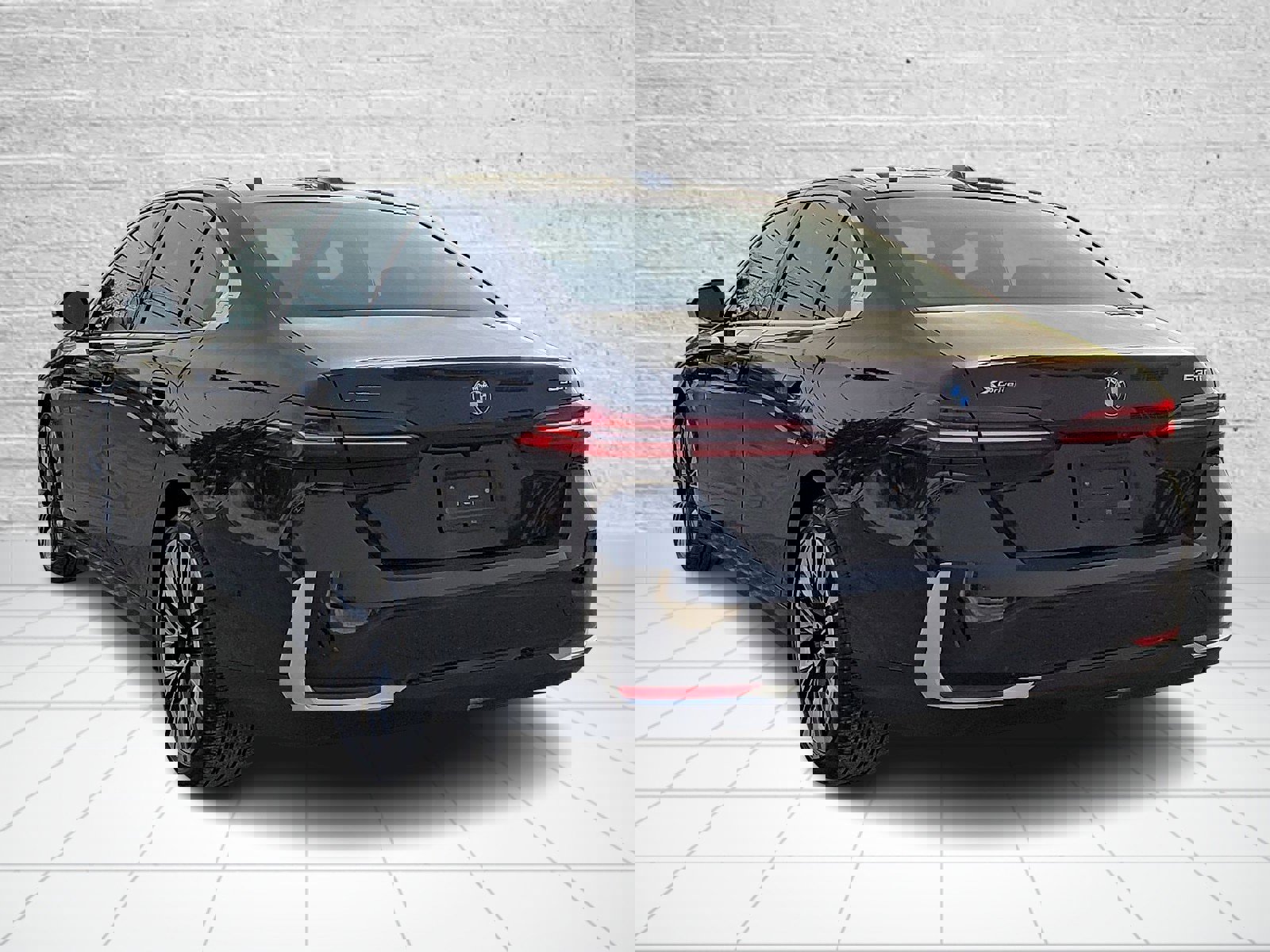 Certified 2024 BMW 530i xDrive w/ Premium Package image 4