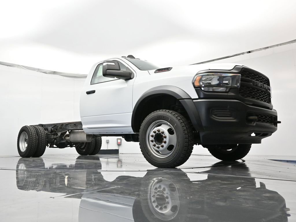 Used 2023 RAM 5500 Tradesman AWD/4WD image 33