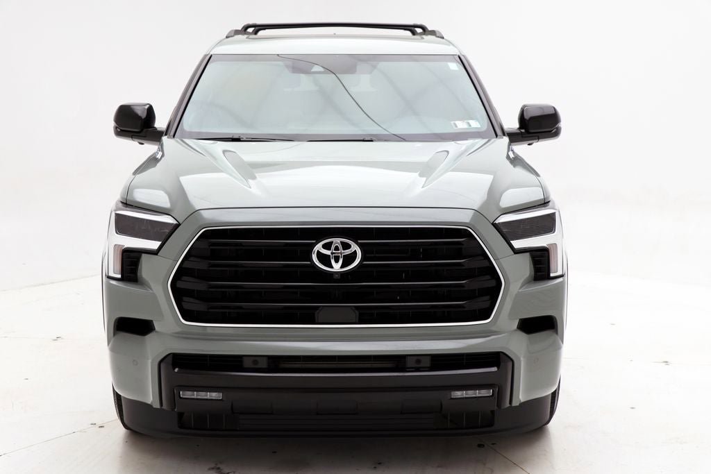 Used 2025 Toyota Sequoia Limited image 5