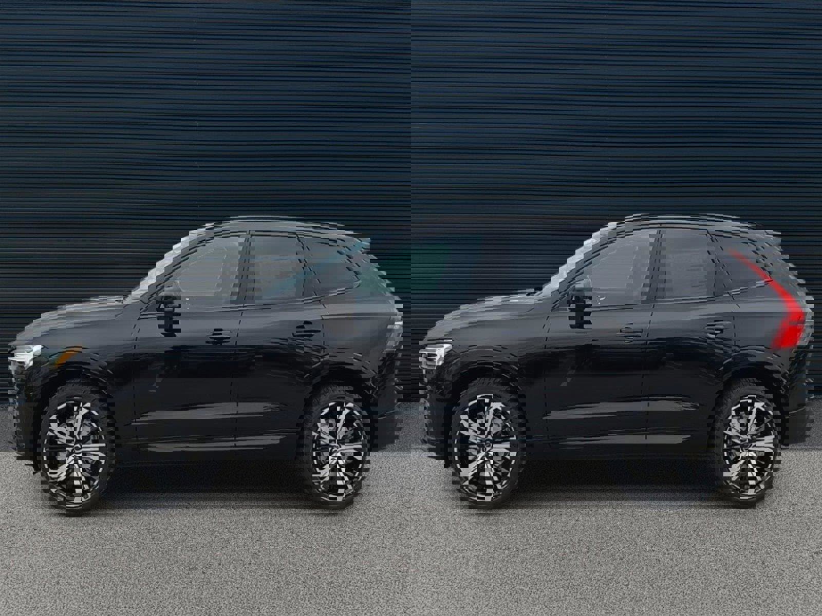 Certified 2025 Volvo XC60 B5 Ultra w/ Climate Package image 3