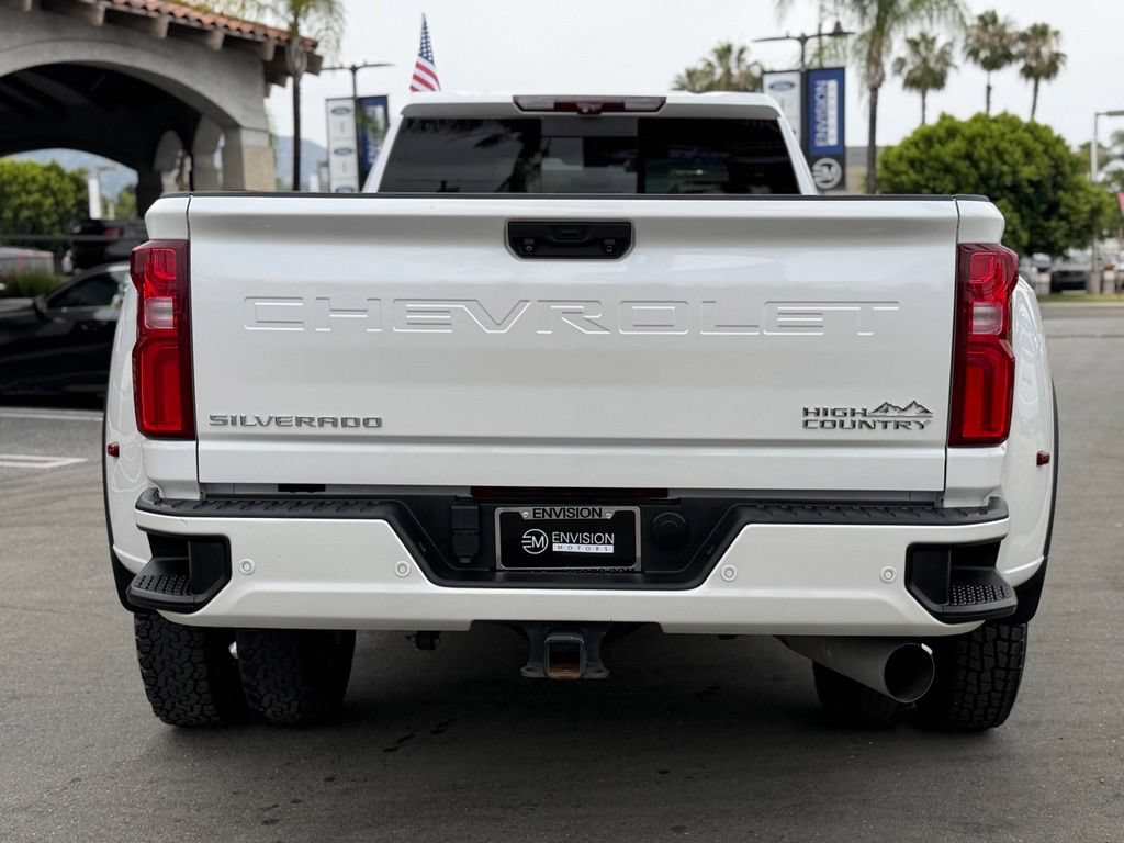 Used 2021 Chevrolet Silverado 3500 High Country w/ Technology Package AWD/4WD image 11