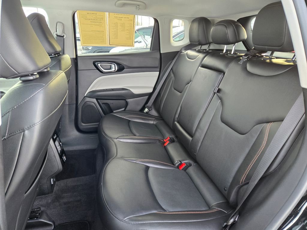Used 2022 Jeep Compass Limited image 28