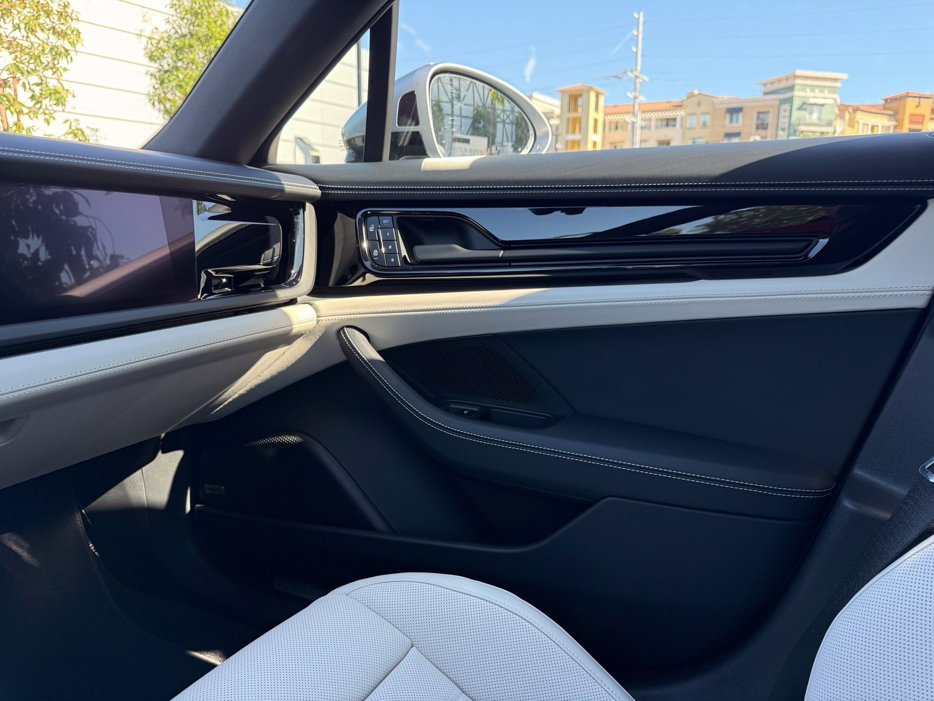 New 2026 Porsche Panamera 4 AWD/4WD image 24