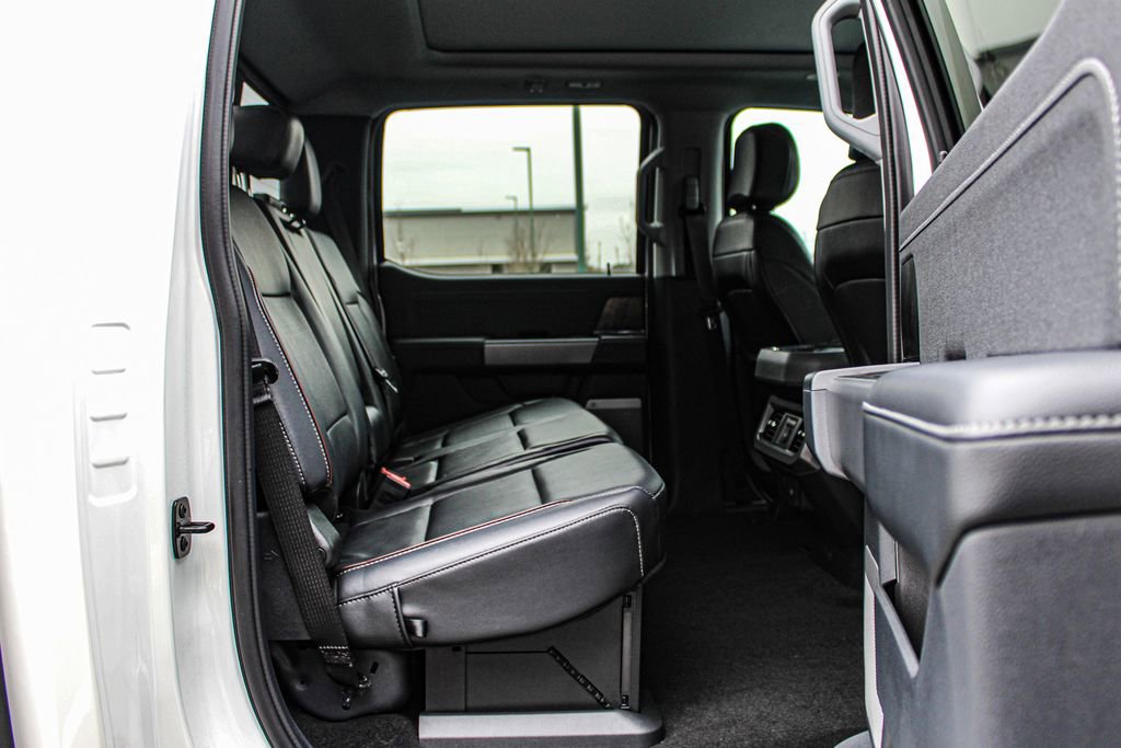 Used 2024 Ford F350 Lariat w/ Lariat Ultimate Package image 15