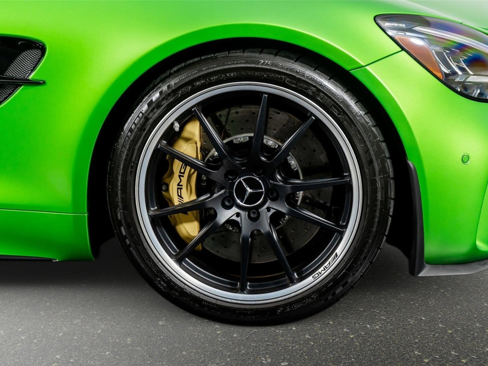 Used 2020 Mercedes-Benz AMG GT R image 7